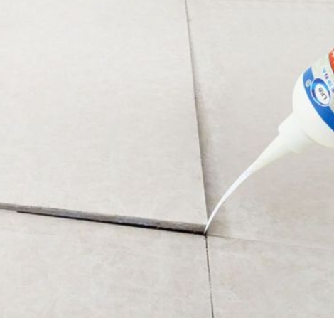 滨江瓷砖空鼓维修公司分享卫生间瓷砖脱落的原因可能有以下几点